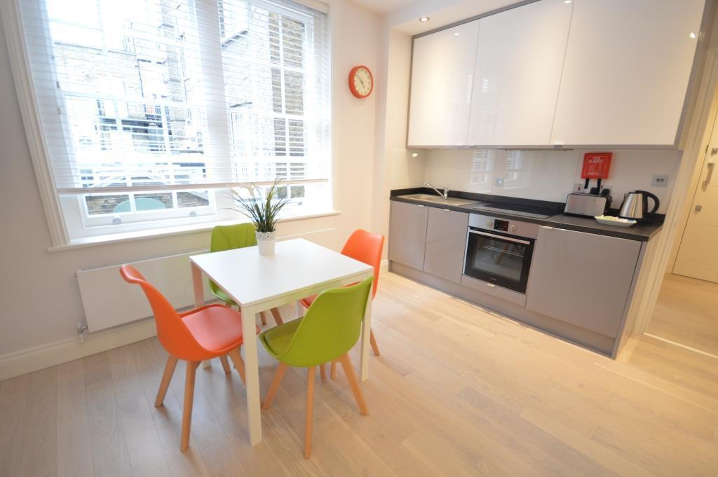 St Anne'S Court By Indigo Flats Apartment Лондон Екстериор снимка