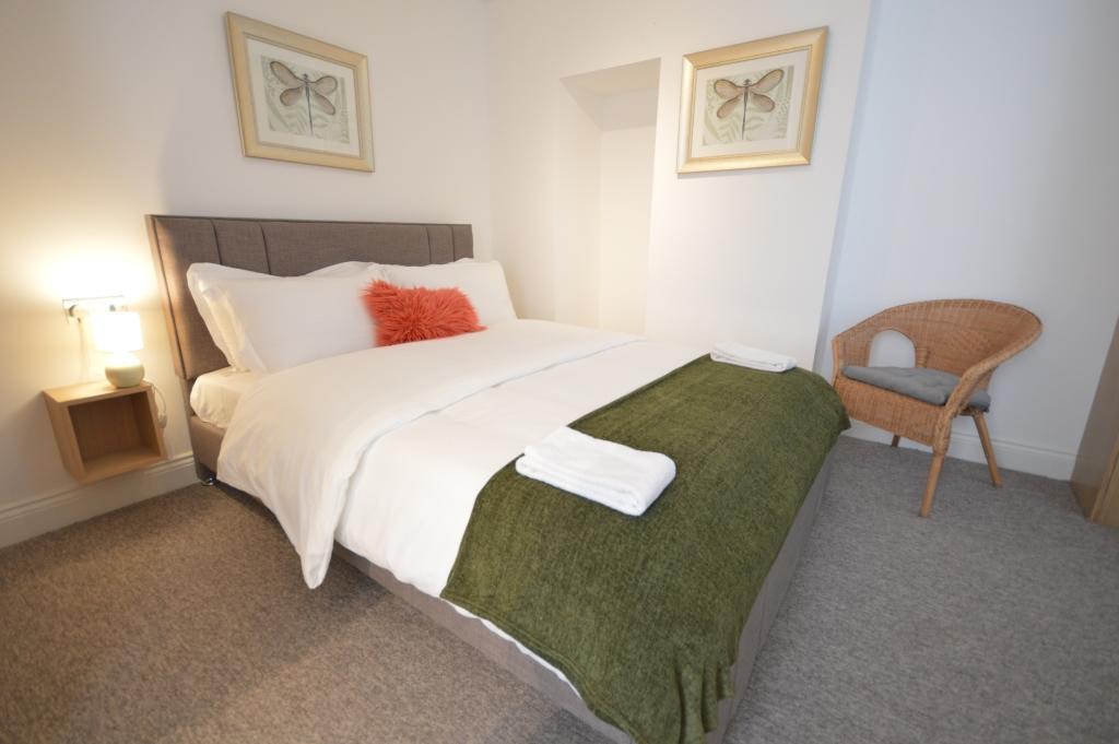 St Anne'S Court By Indigo Flats Apartment Лондон Екстериор снимка